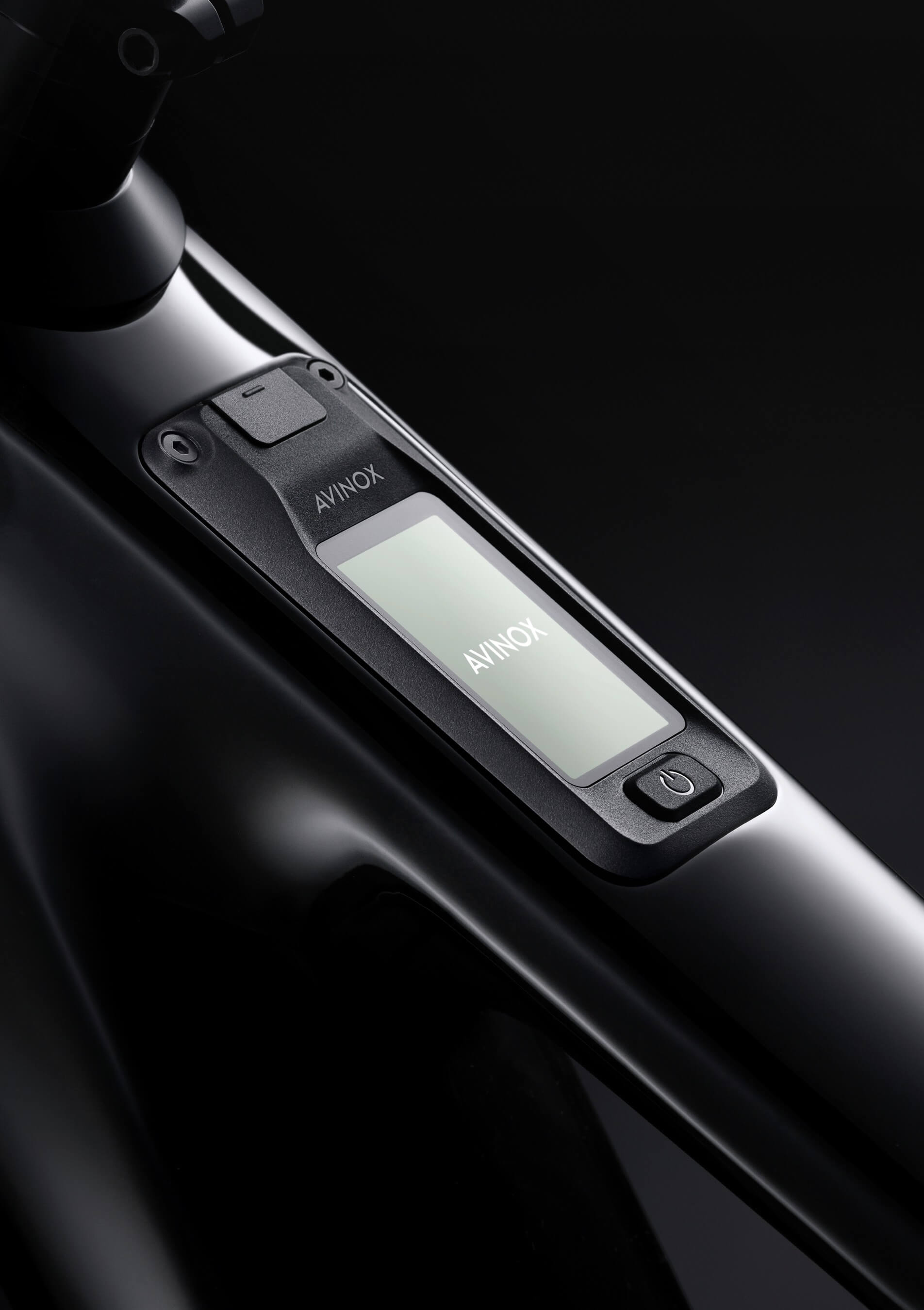 In het carbon frame geïntegreerd Avinox-display